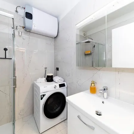 公寓 Pleasing Place Free Private Parking *