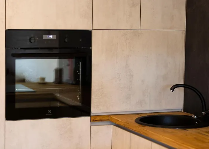 Pleasing Place Free Private Parking