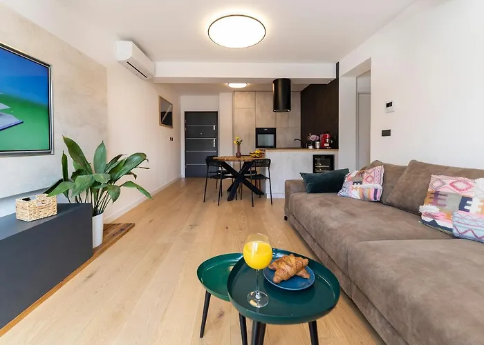 Appartamento Pleasing Place Free Private Parking